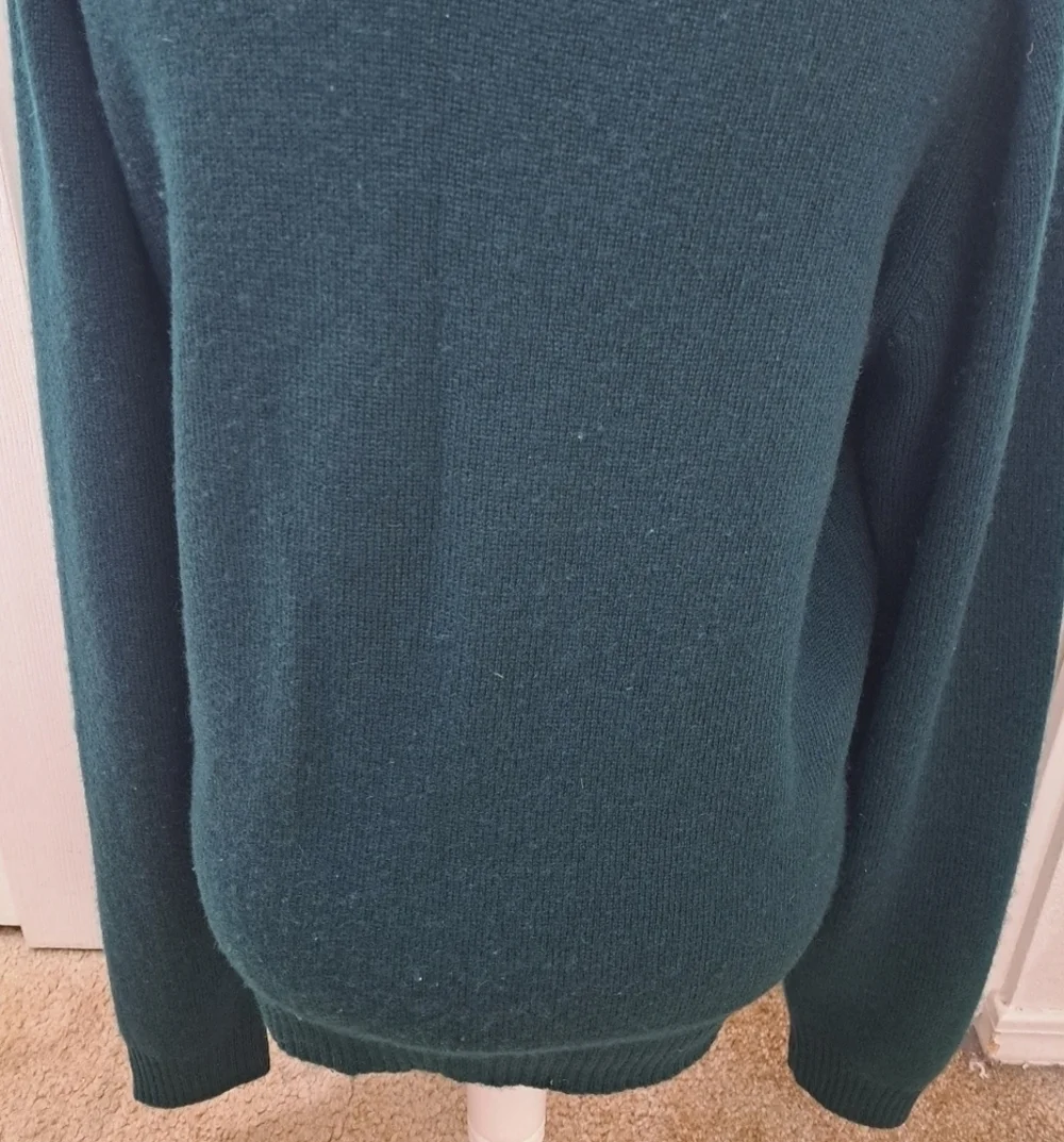 Vintage J. Ashford 100% Cashmere V Neck Sweater Size M